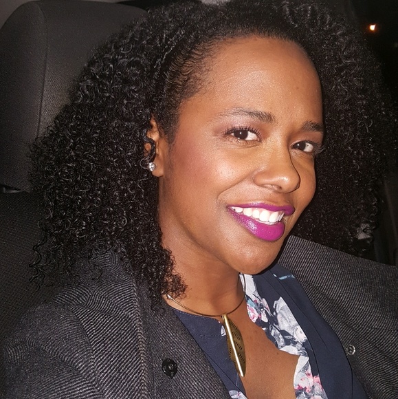 Meet your Posher, Kena - Picture 1 of 1